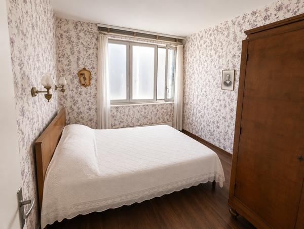 Appartement
         2 pièces
        - 51 m² 397 500 € *