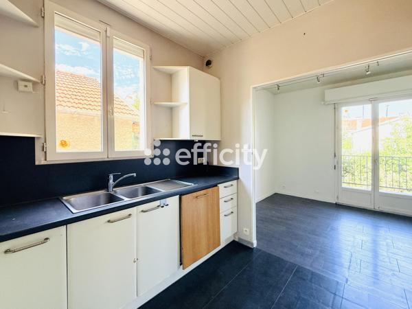 Maison
         7 pièces
        - 150 m² Exclusivité 600 000 € *
