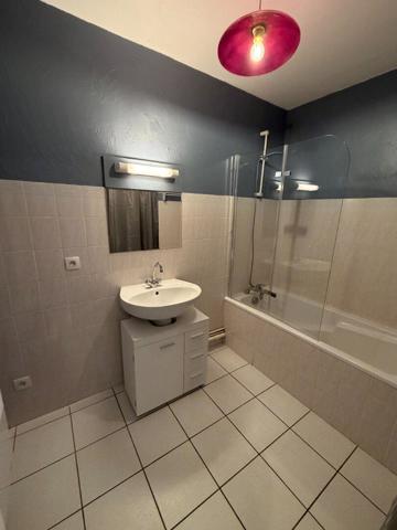 Appartement Monistrol-sur-Loire avec balcon et garage