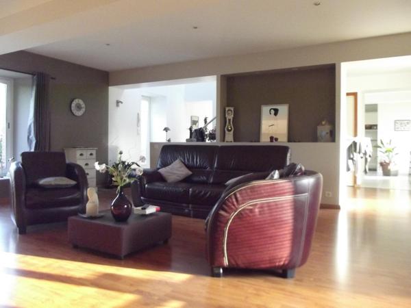 AUTHENTIQUE DEMEURE AVEC GITE ET OU CHAMBRES D'HOTES