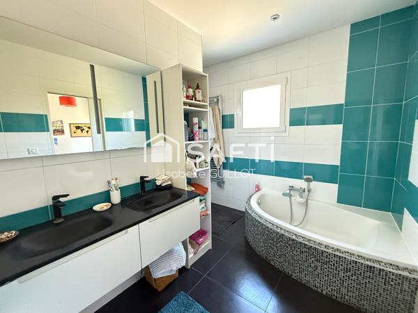 Proprièté 240 m2 avec T2