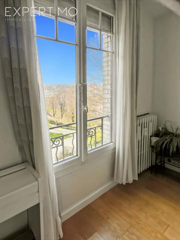 Issy-les-Moulineaux (92130) COUP DE CŒUR – Appartement familial 5 pièces de 107 m², rénové, lumineux et au calme absolu