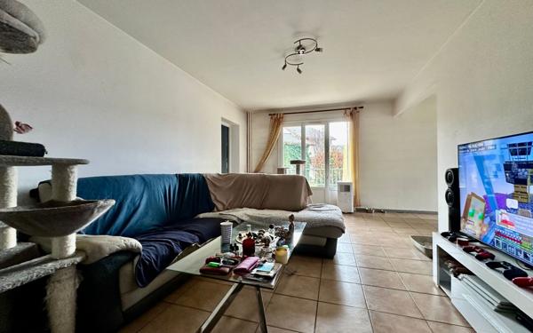 Appartement à vendre    4 pièces • 76,36 m2 La Verpillière