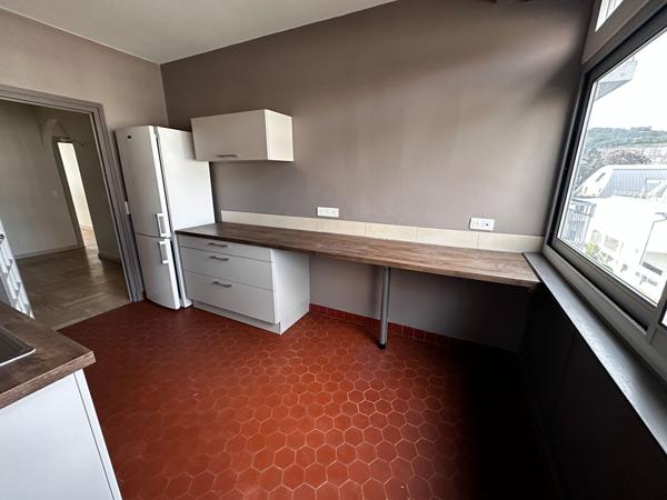 Appartement T4 Vals-pres-le-puy + garage