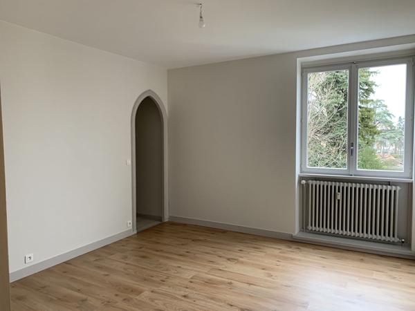 Appartement T4 Vals-pres-le-puy + garage