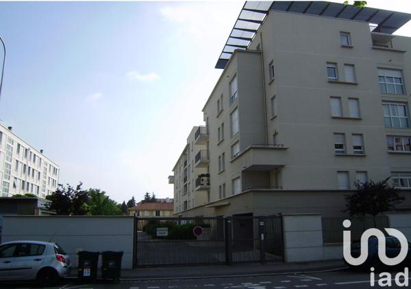 Parking à vendre 12 m² Lyon 8