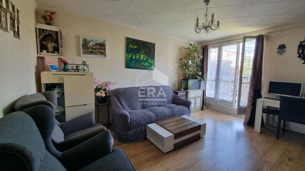 Appartement 3 pièces à vendre à Neuilly-sur-Marne - Dernier étage, bon état