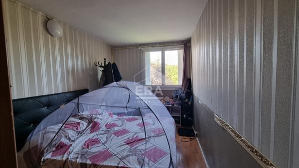 Appartement 3 pièces à vendre à Neuilly-sur-Marne - Dernier étage, bon état