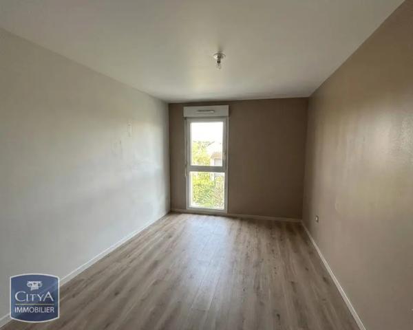 Appartement à louer 4 pièces 77m² Ostwald (67540)