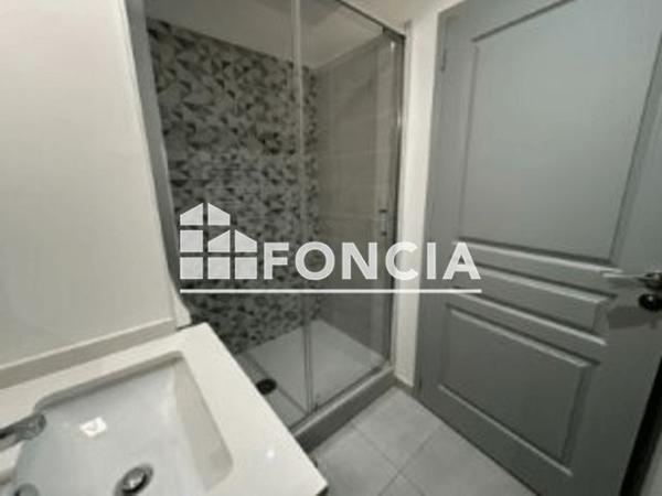 Location Appartement 2 pièces 38.7 m² - 52 RUE MONTPENSIER Pau 64000