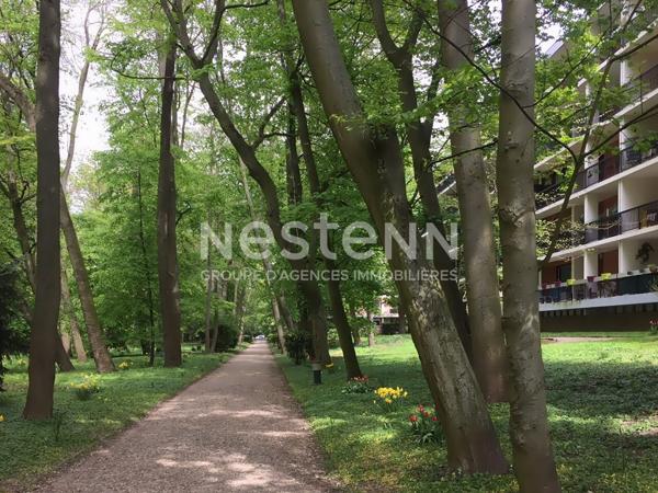 Appartement 4 pièces à Chilly-Mazarin, résidence Domaine de Bel Abord proche des commerces, des transports et axes routier.