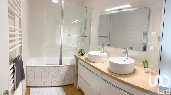 Appartement 5 pièces de 102 m² à Poitiers (86000)