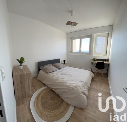 Appartement 5 pièces de 102 m² à Poitiers (86000)