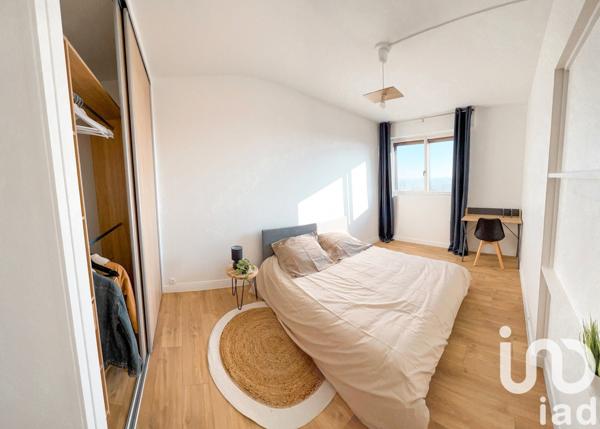 Appartement 5 pièces de 102 m² à Poitiers (86000)