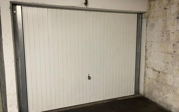 Stationnement à vendre    15 m2 Arzon