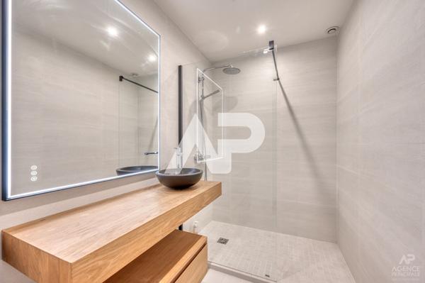 Maison Rueil Malmaison 8 pièce(s) 337 m2 €1 400 000 ** - Référence 19475