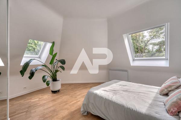 Maison Rueil Malmaison 8 pièce(s) 337 m2 €1 400 000 ** - Référence 19475