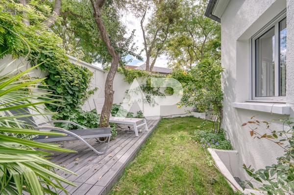 Maison Rueil Malmaison 8 pièce(s) 337 m2 €1 400 000 ** - Référence 19475