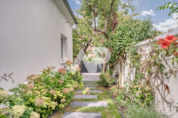 Maison Rueil Malmaison 8 pièce(s) 337 m2 €1 400 000 ** - Référence 19475