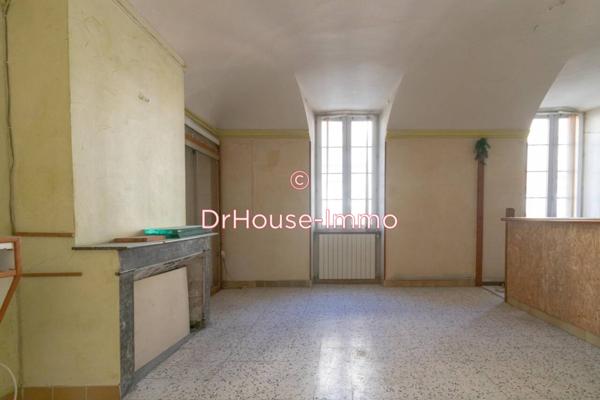 Immeuble à vendre 25 pièces de 450 m²