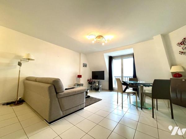 Dans Résidence sécurisée avec ascenseur et place de parking sécurisée en sous-sol 