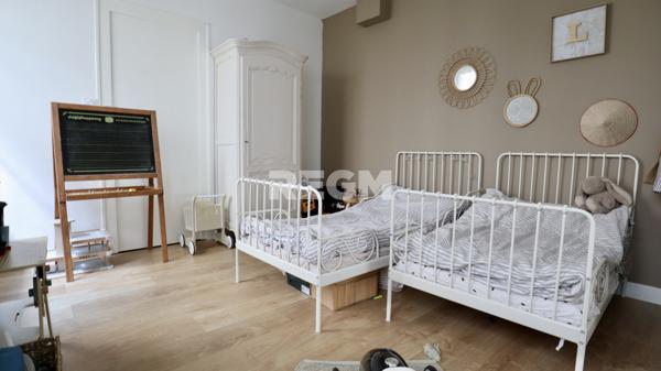 Saumur (49400) À vendre – appartement T3 en rez-de-chaussée – Centre-ville de Saumur