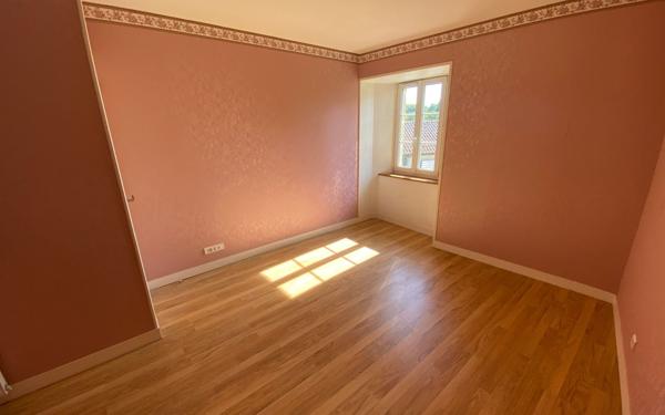 Maison à vendre    5 pièces •  Nieul