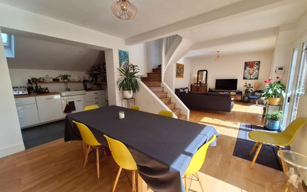 Maison à vendre    6 pièces • 162 m2 Mont-Saint-Aignan