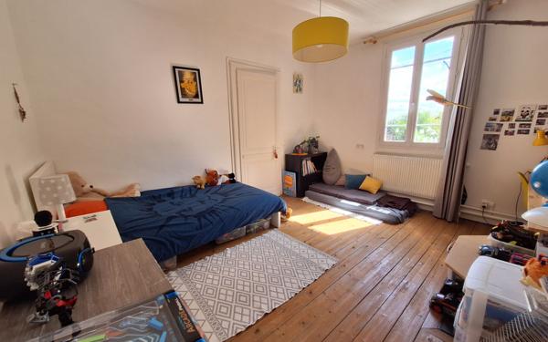 Maison à vendre    6 pièces • 162 m2 Mont-Saint-Aignan