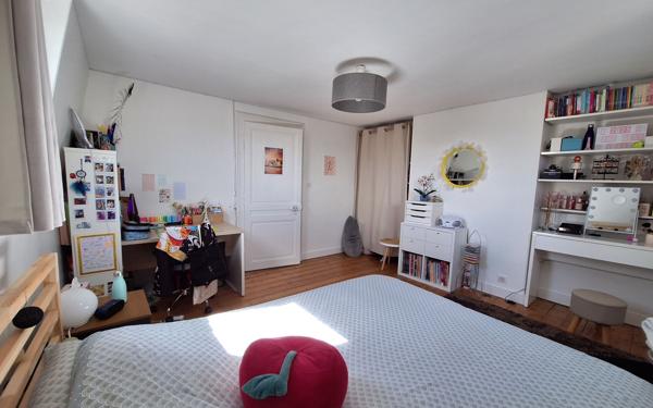 Maison à vendre    6 pièces • 162 m2 Mont-Saint-Aignan