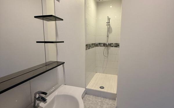 Maison à vendre    2 pièces •  Hayange