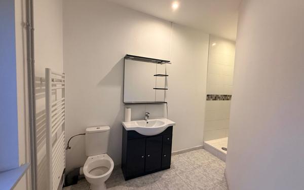 Maison à vendre    2 pièces •  Hayange