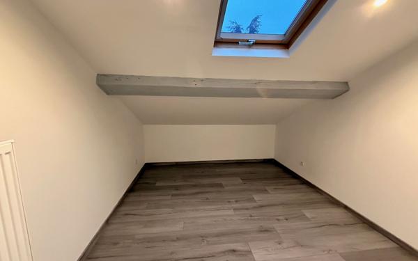 Maison à vendre    2 pièces •  Hayange