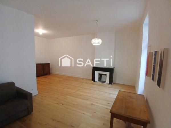 Moi, charmant T2 à Sète, cherche nouveau propriétaire sympa !