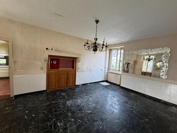 Jolie maison ancienne à rénover à Pougues Les Eaux