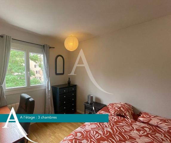 Appartement duplex T5 avec terrasses et garage Salon de Provence.