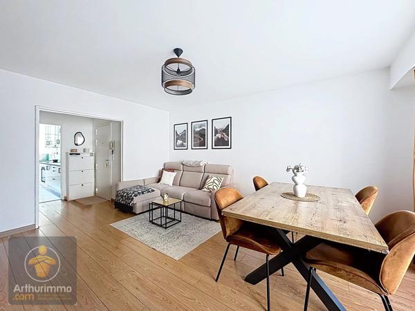 Vente                                                      Appartement
                        
                     3 pièces                      73 m2                     à Yerres