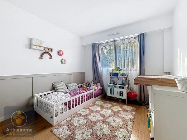 Vente                                                      Appartement
                        
                     3 pièces                      73 m2                     à Yerres