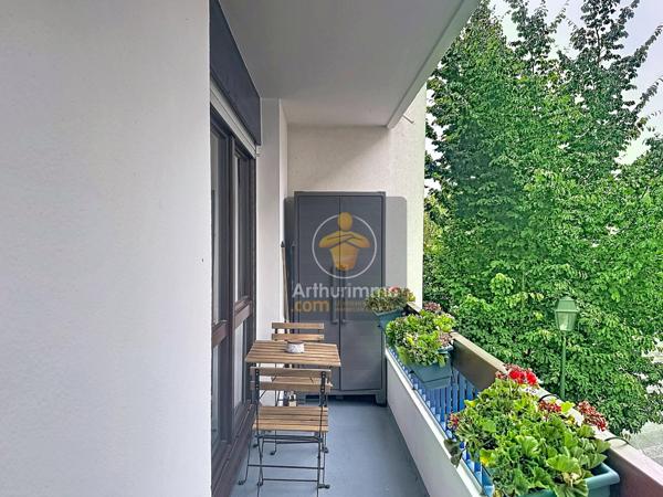 Vente                                                      Appartement
                        
                     3 pièces                      73 m2                     à Yerres