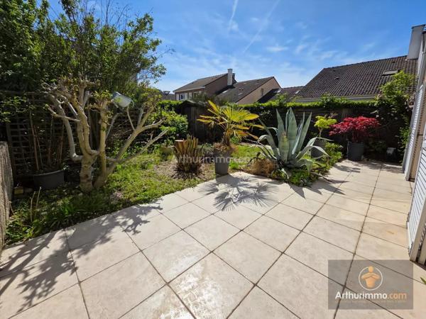 Vente                                                      Maison
                        
                     5 pièces                      100 m2                     à Bondoufle