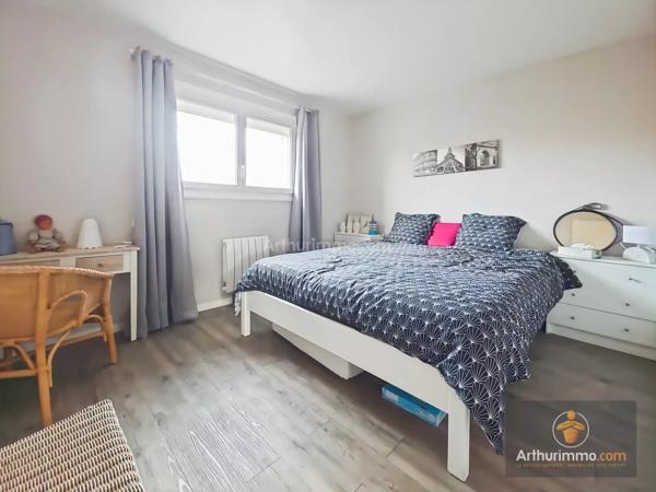 Vente                                                      Maison
                        
                     5 pièces                      100 m2                     à Bondoufle