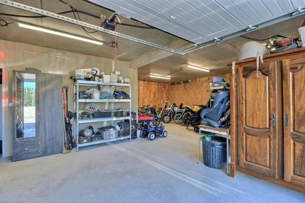 Vaste maison rénovée à proximité des écoles et commerces