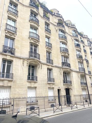 À vendre – Chambre de service PARIS 16