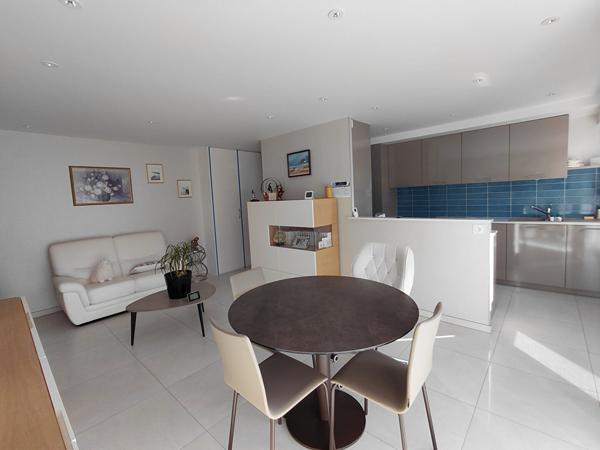 ACHAT/VENTE Appartement LAVAL T3 avec balcon