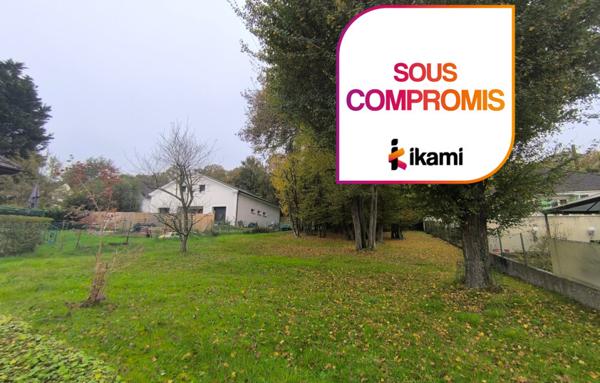 Terrain à Batir de 864 m²