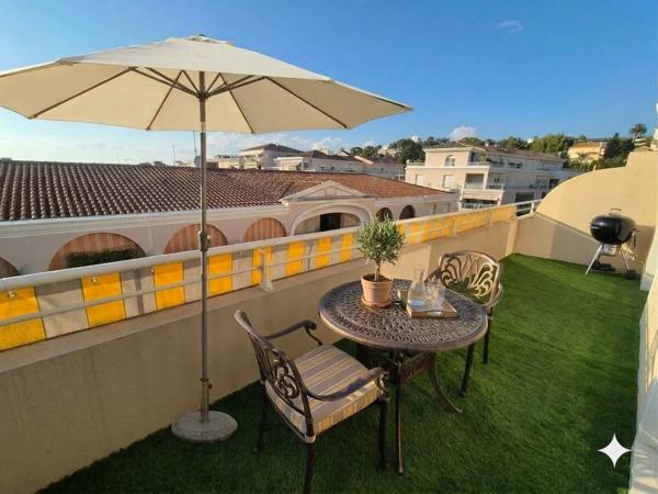 Appartement SEMI-MEUBLÉ - 3 pièces - 66m²