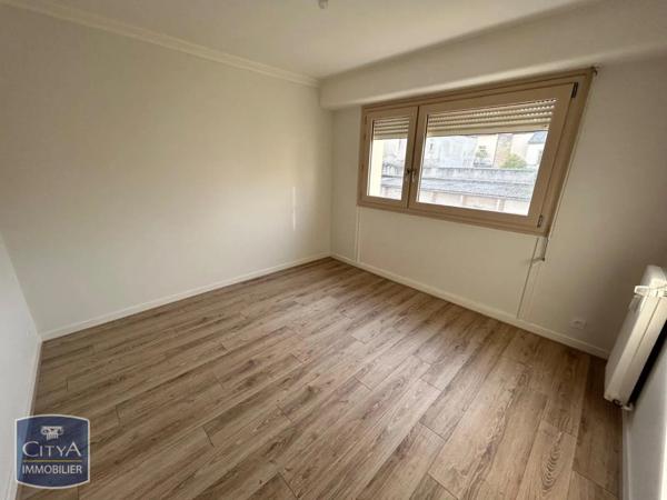 Appartement à louer 3 pièces 75.96m²