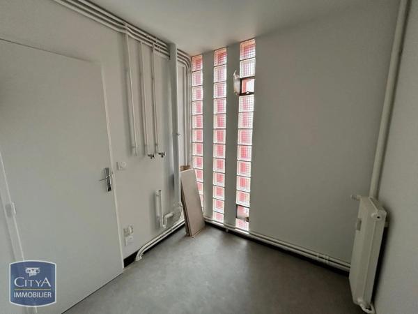 Appartement à louer 3 pièces 75.96m²