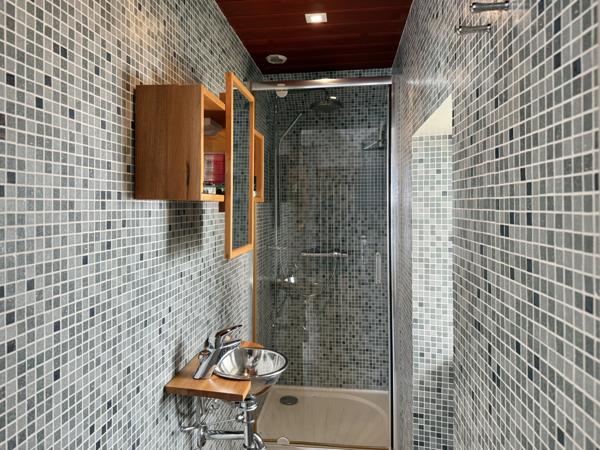 MAISON REZE PONT ROUSSEAU