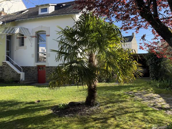 MAISON REZE PONT ROUSSEAU